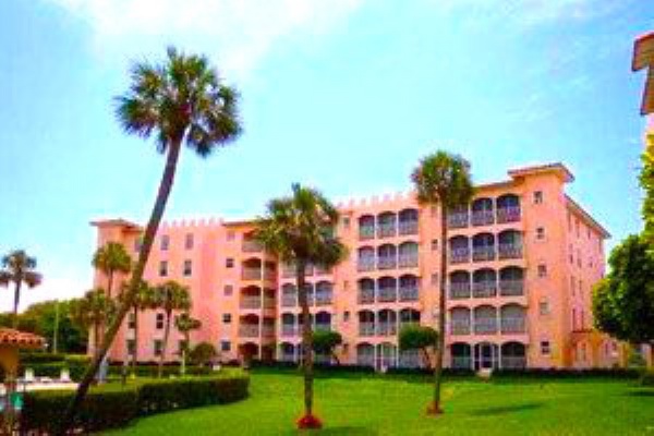 Newth Gardens - Florida Waterfront Condos